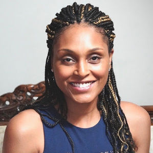 Meet your Posher, Aquia